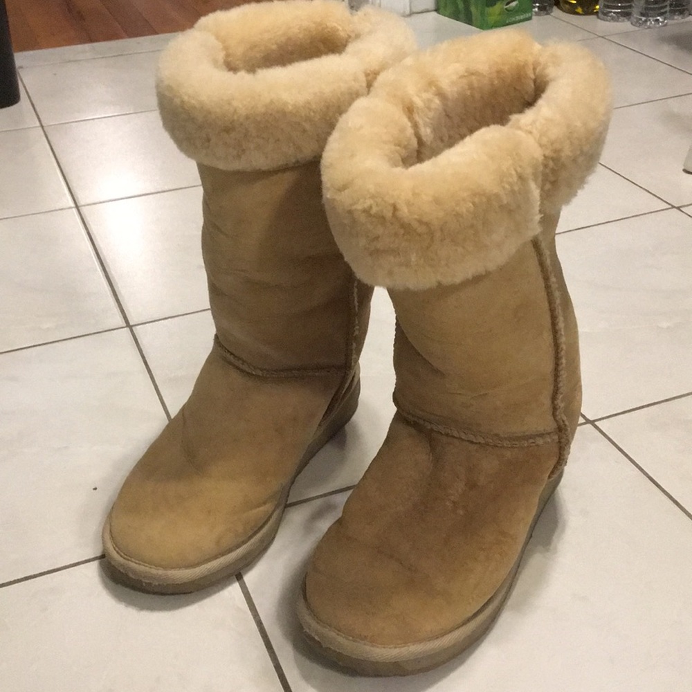 Emu boots